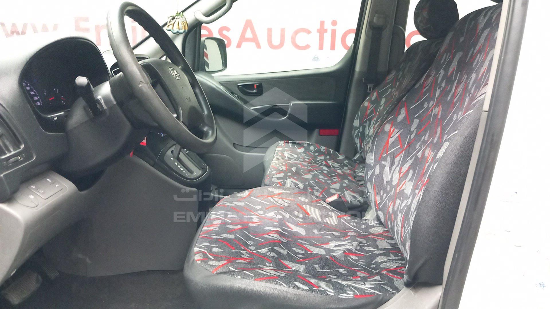 2017 HYUNDAI H1 VIN: KMJWA37R7HU866337