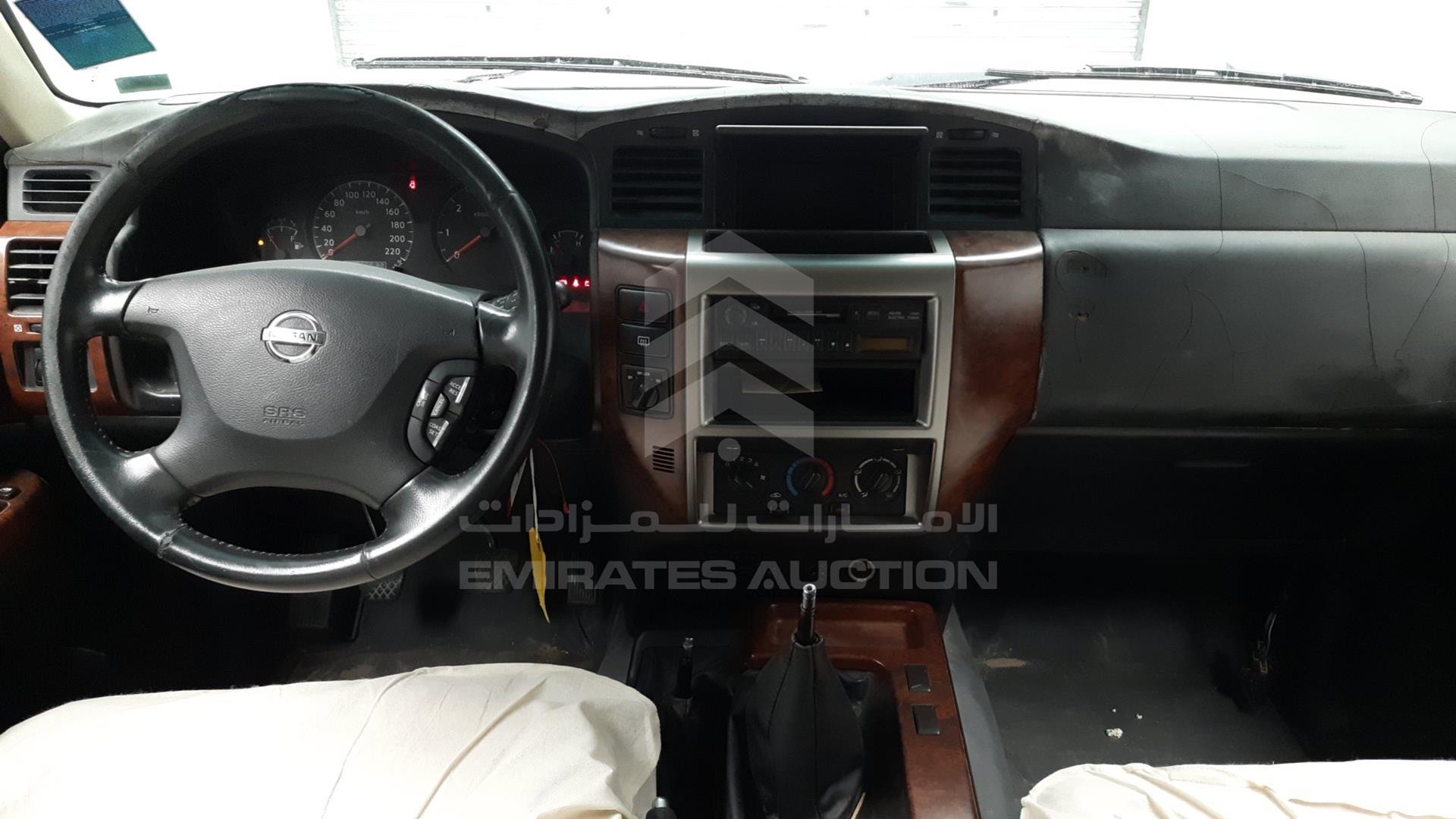 2010 NISSAN PATROL VIN: JN8FY15Y8AX581140