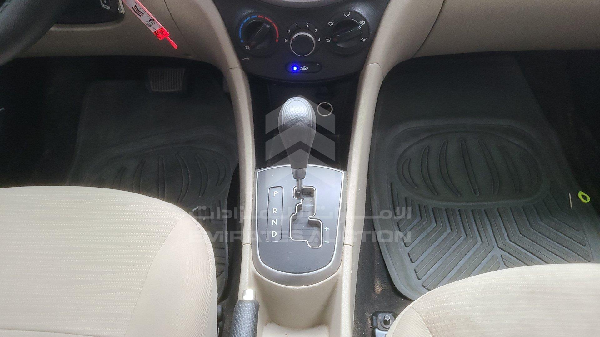 KMHCT41B9FU854395 - 2015 Hyundai Accent - #465312