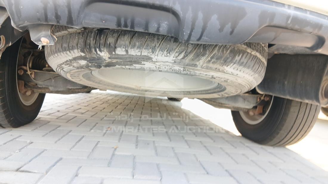 نيسان باترول 2019 — الإطار الاحتياطي — صورة 22