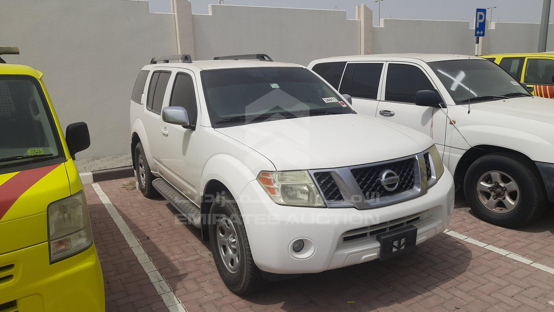 2011 NISSAN PATHFINDER VIN: 5N1AR1N86BC634084