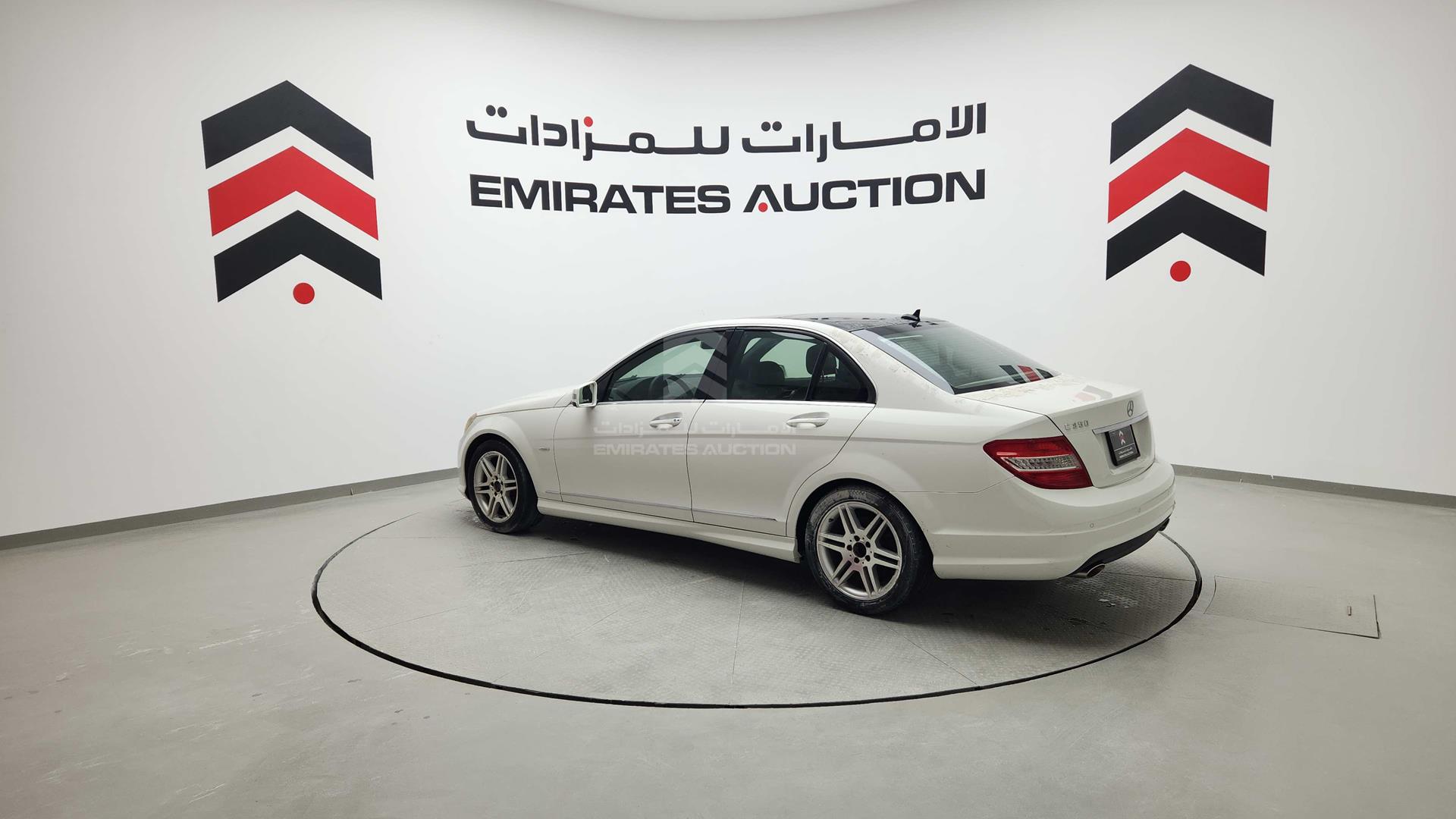 2009 MERCEDES C 350 VIN: WDDGF56X09F200133