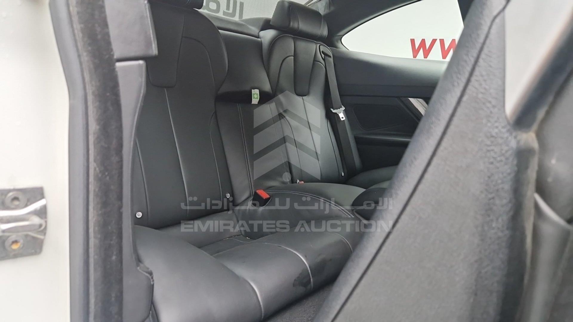 2013 BMW M6 VIN: WBSLX9C5XDC968527