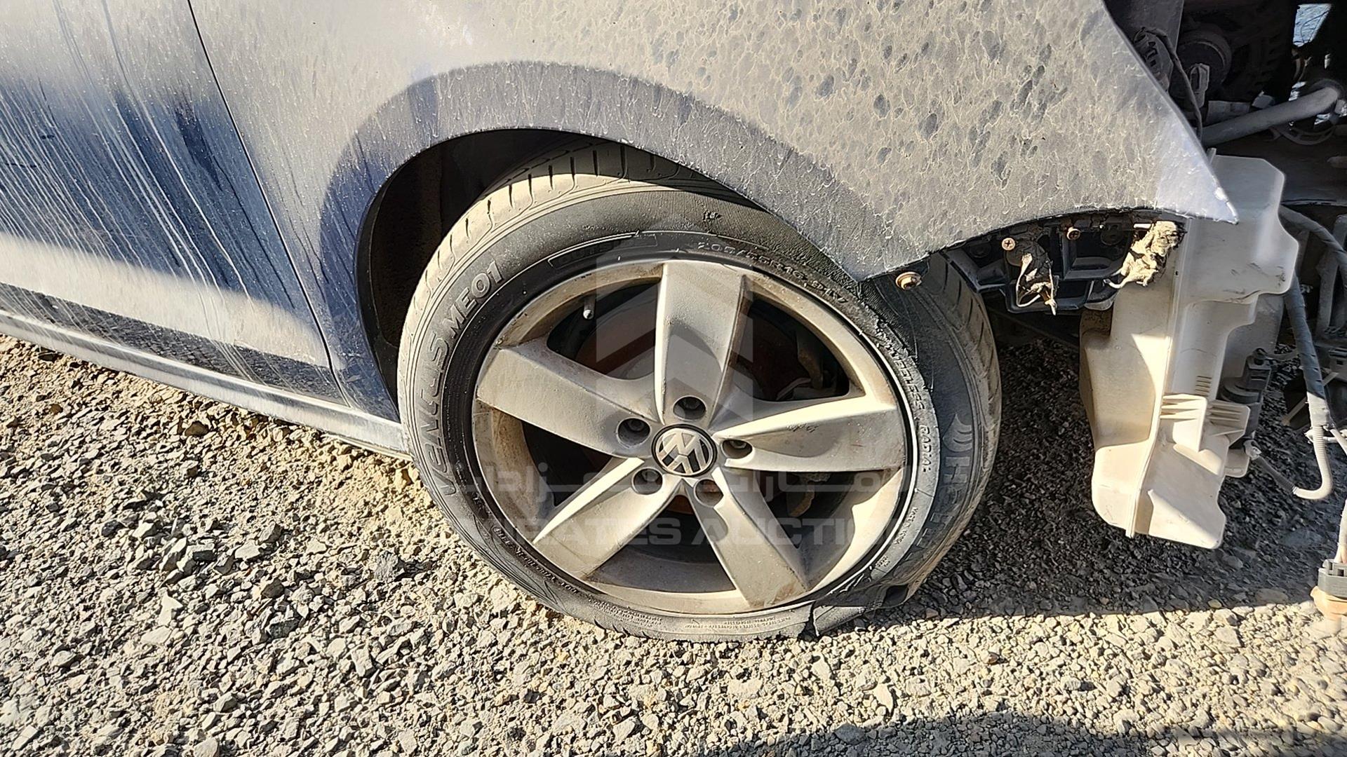 2012 VOLKSWAGEN JETTA VIN: WVWSV1164CM000647