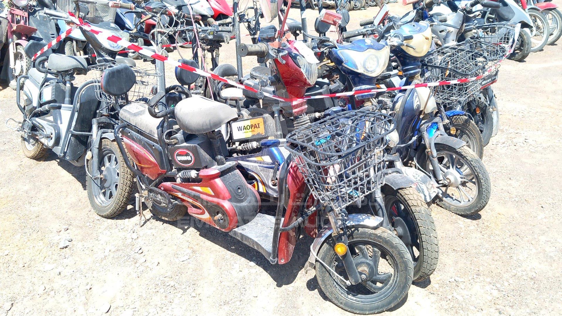 0 UNDEFINED 20 ELECTRIC SCOOTER VIN: T48V350W231008930