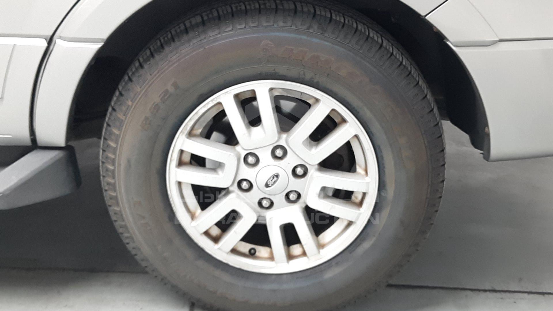 2008 FORD EXPEDITION VIN: 1FMFU16528LA64599