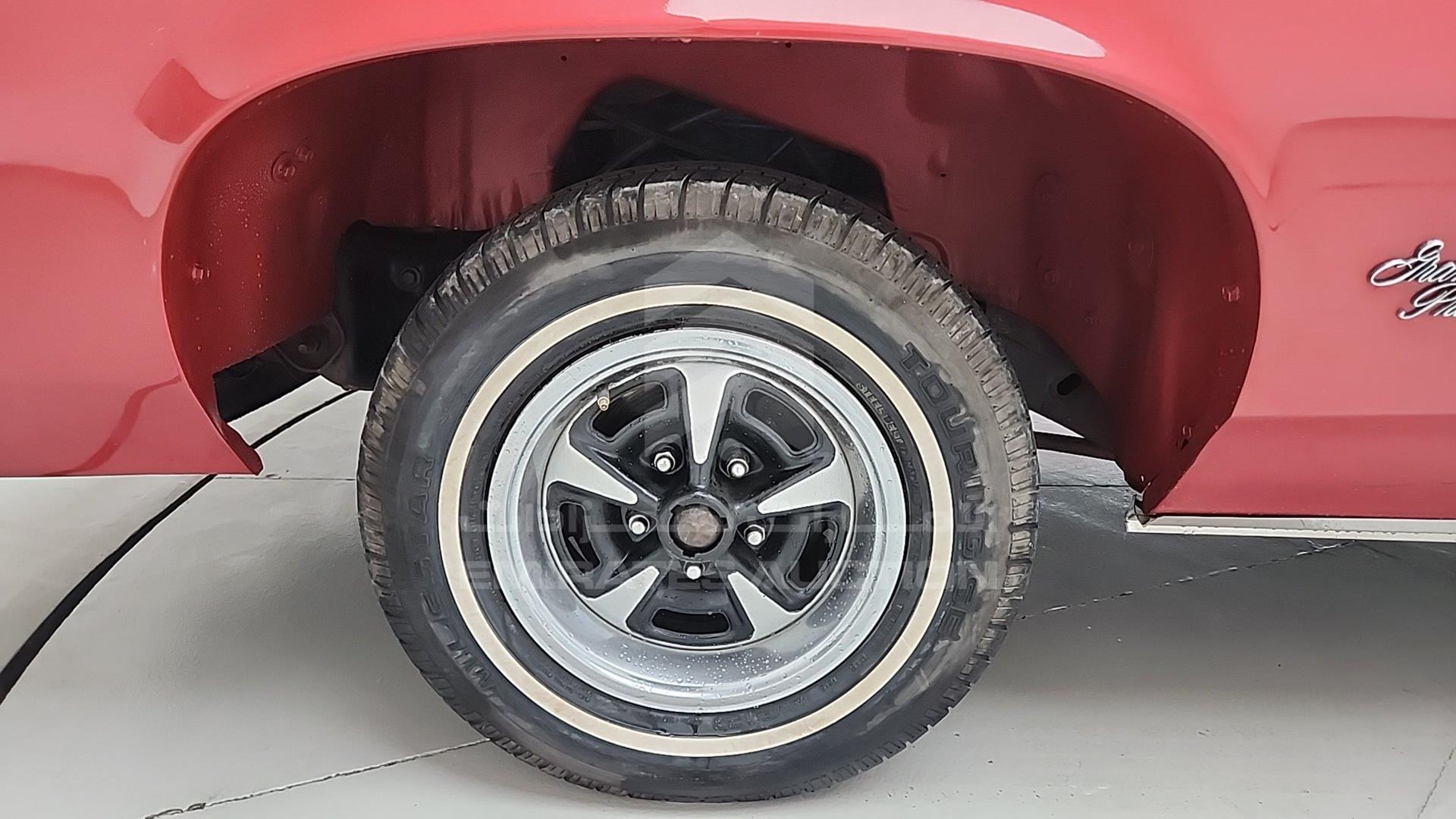 1977 PONTIAC GRAND PRIX VIN: 2J57Y7A197595