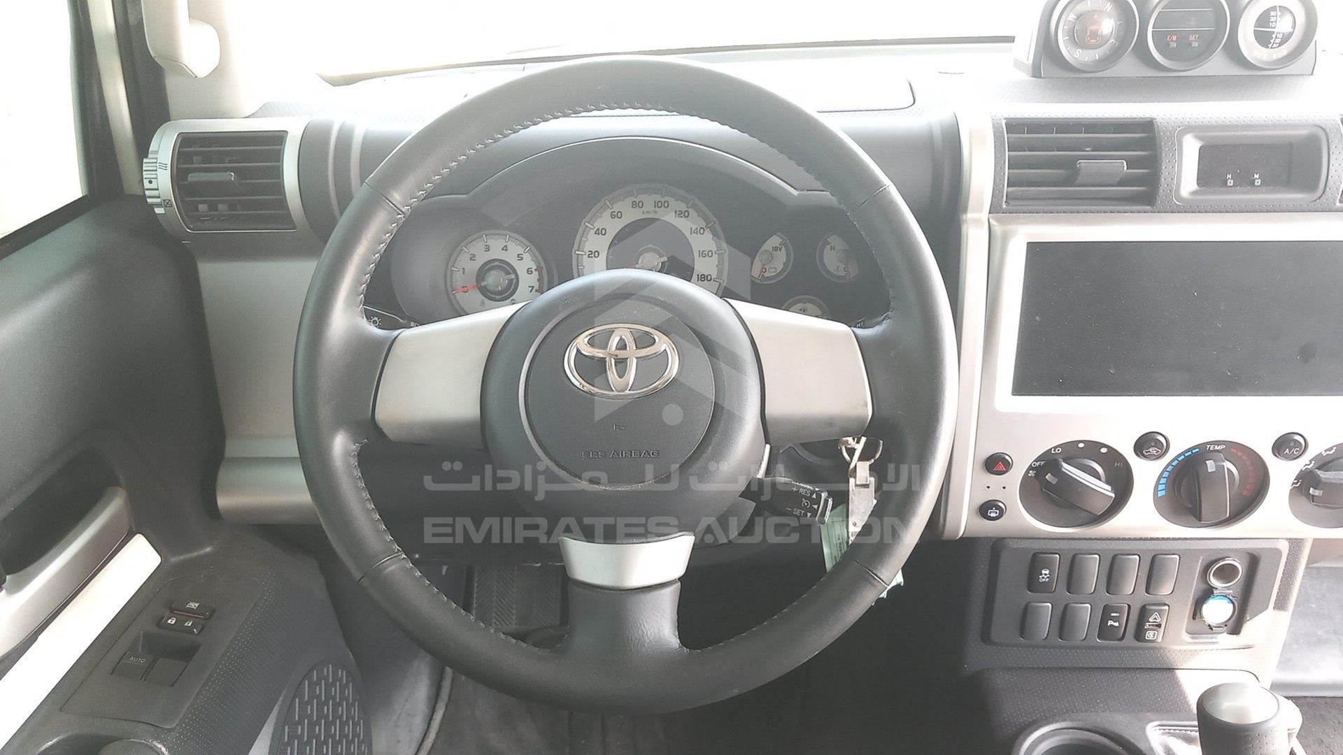 2022 TOYOTA FJ CRUISER VIN: JTEBU11F6NK266863