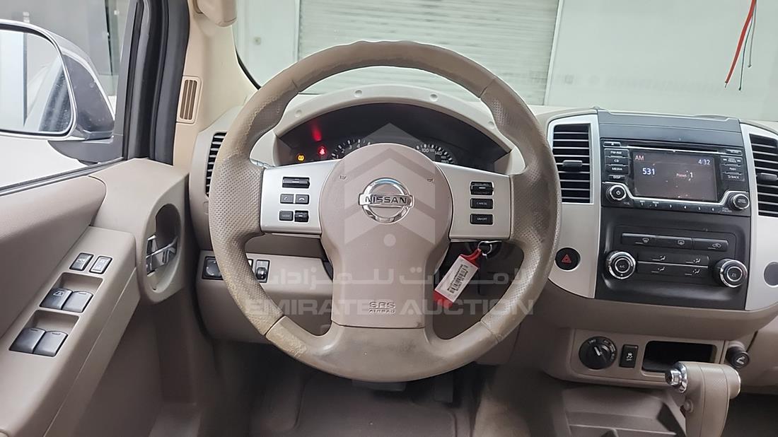 2015 Nissan Xterra — Steering & Mounted Controls — Photo 15