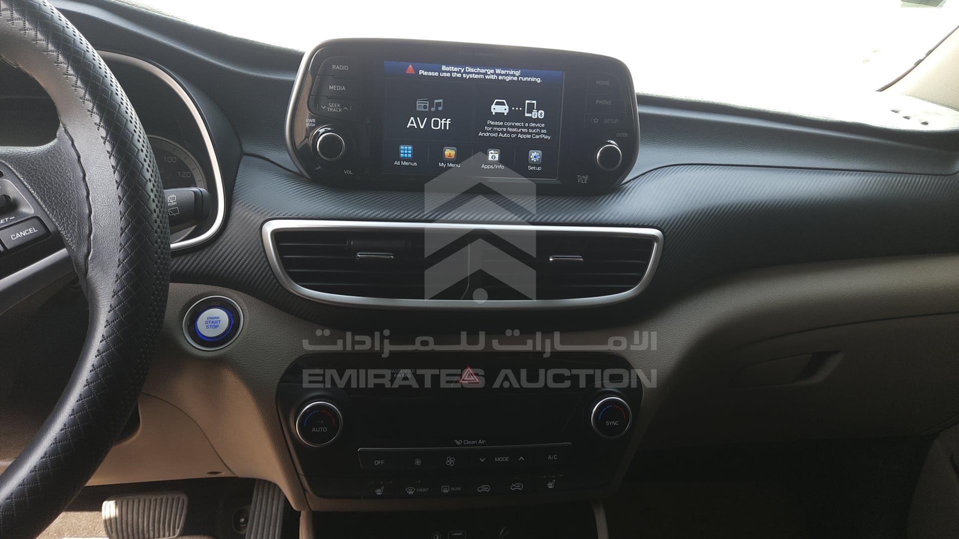 2019 HYUNDAI TUCSON VIN: KM8J33AL1KU963048