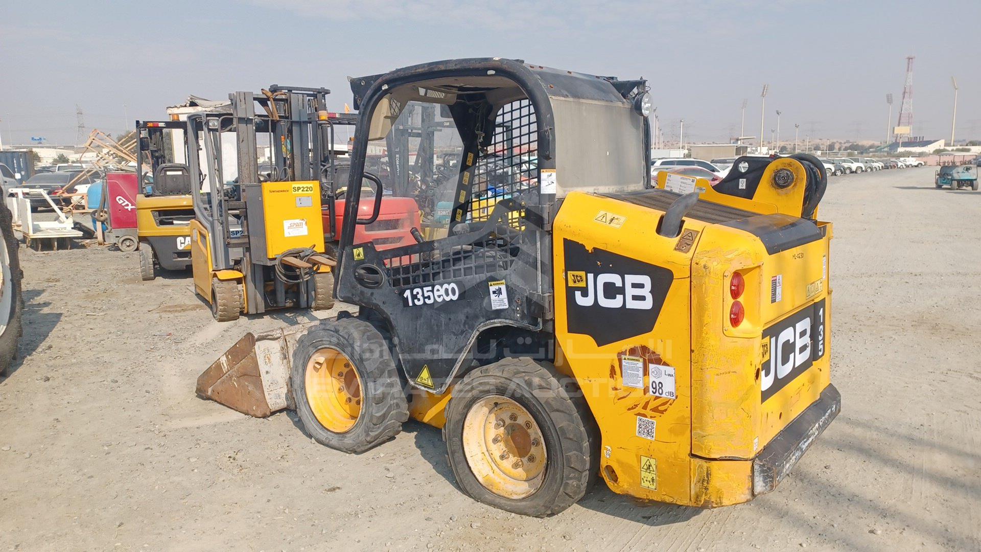 2015 JCB 135 VIN: GE0135WRCC1757192