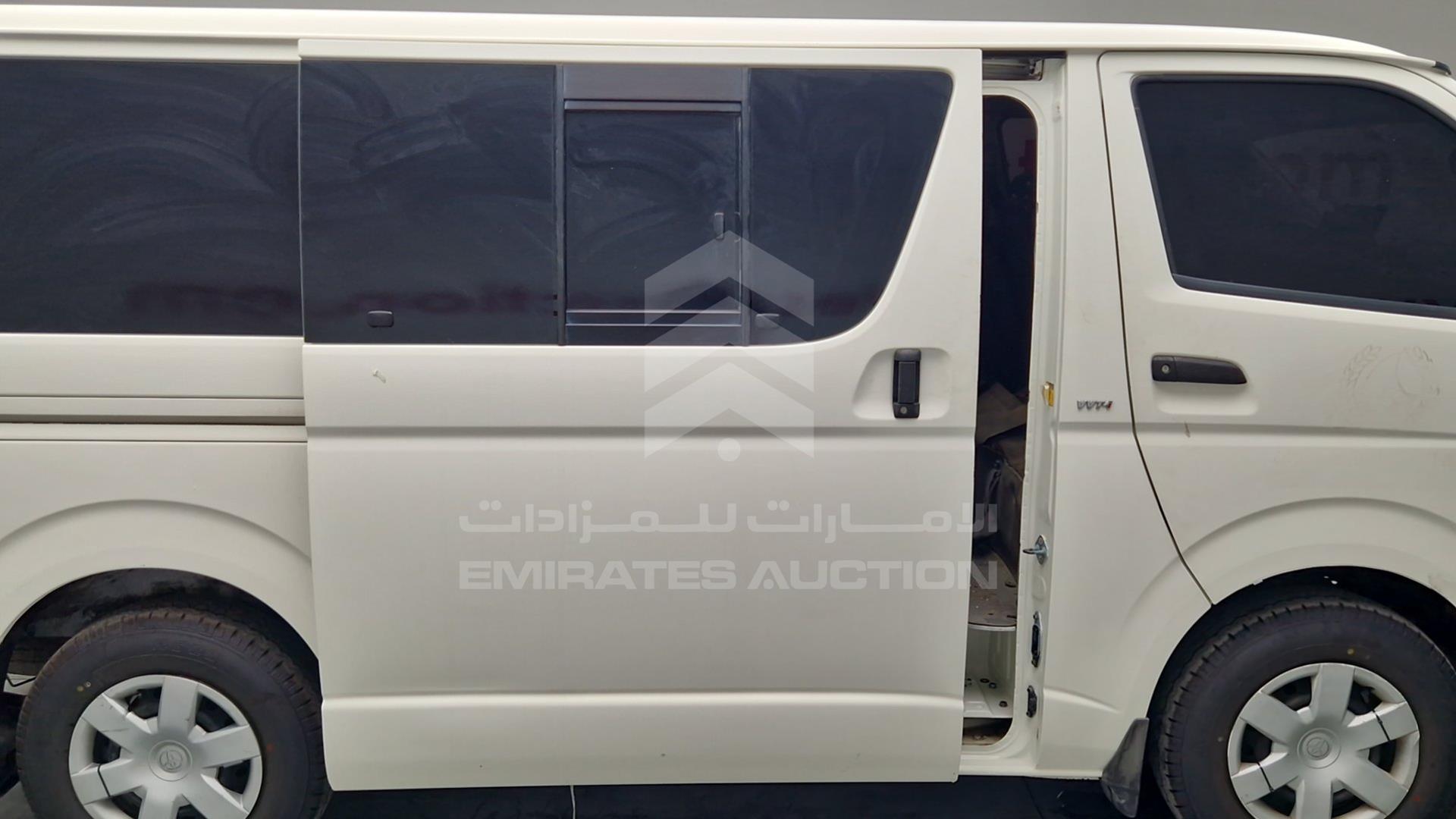 2007 TOYOTA HIACE VIN: JTGJX02PX75006785