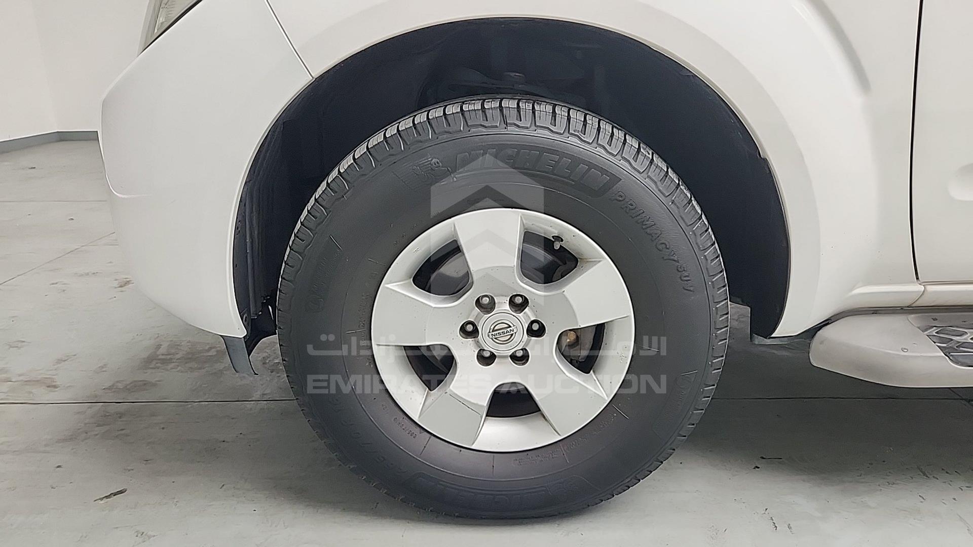 2015 NISSAN PATHFINDER VIN: VSKLR11A2FA568140