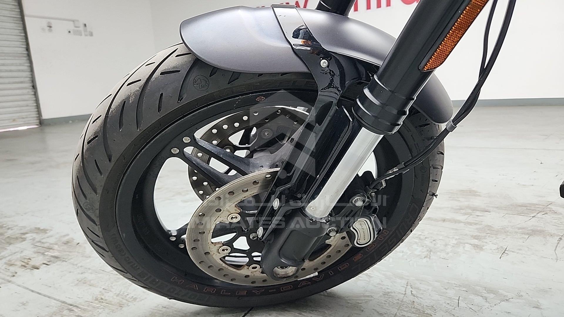 2019 HARLEY-DAVIDSON --- VIN: 5HD1YVKCXKC011842