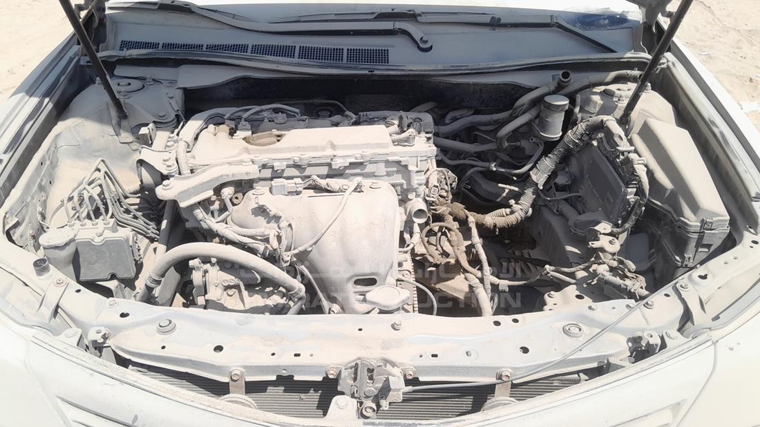2013 Toyota Camry — Engine Bay — Photo 27