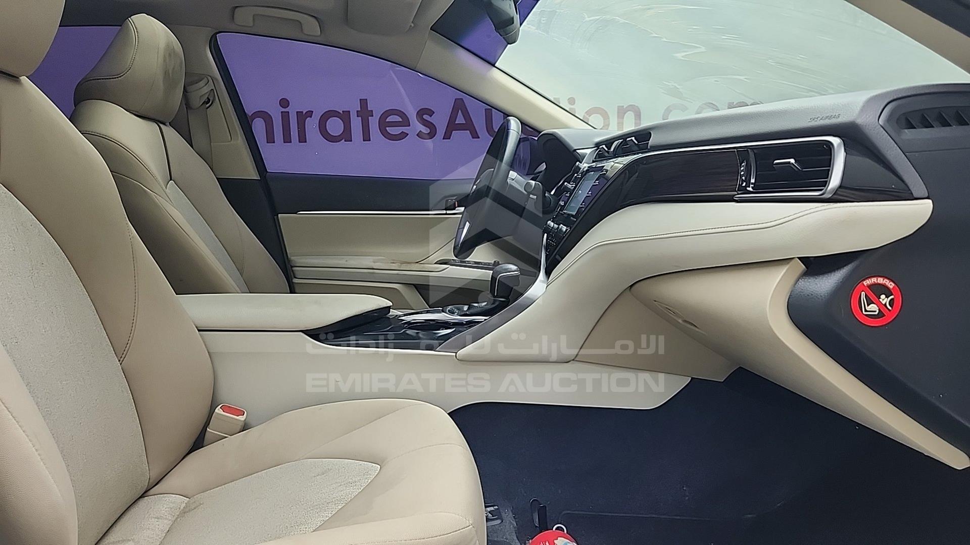 2019 TOYOTA CAMRY VIN: JTNBF4HK8K3029182