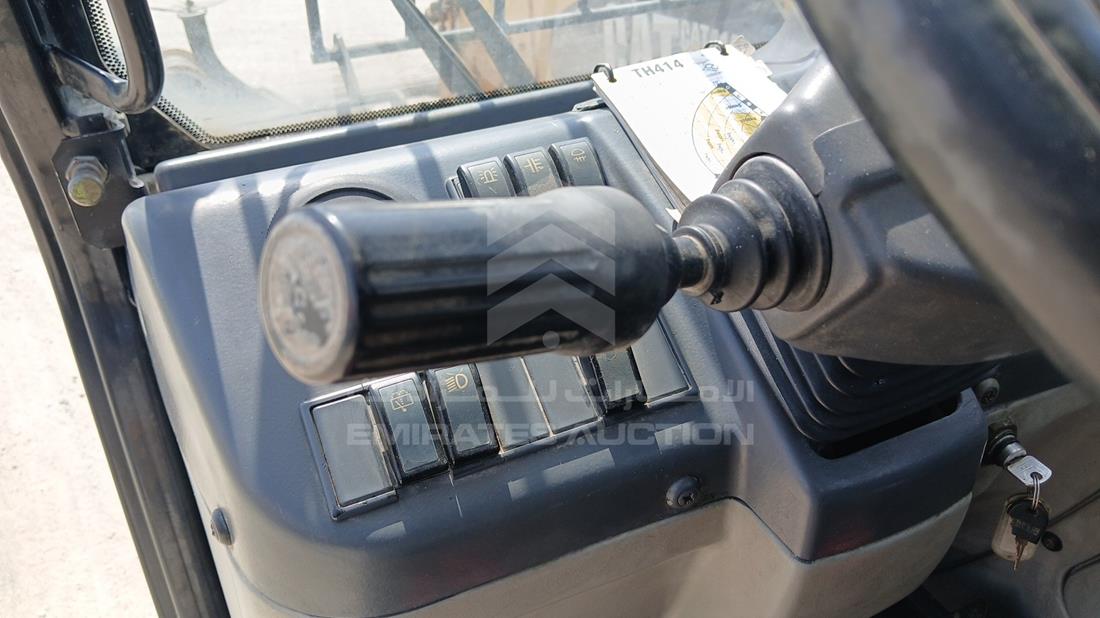 2009 Caterpillar TH414 — Gear View — Photo 17