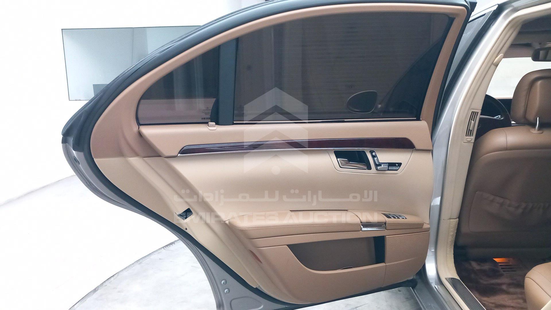 2006 MERCEDES S 500 VIN: WDD2211711A035104