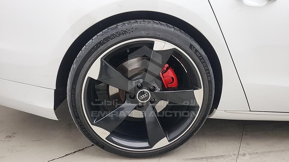 2011 Audi A8 — Rear Right Tyre — Photo 35
