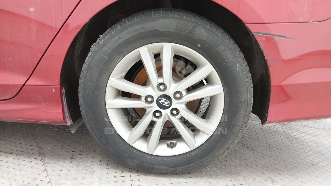 2019 Hyundai Sonata — Rear Left Tyre — Photo 43