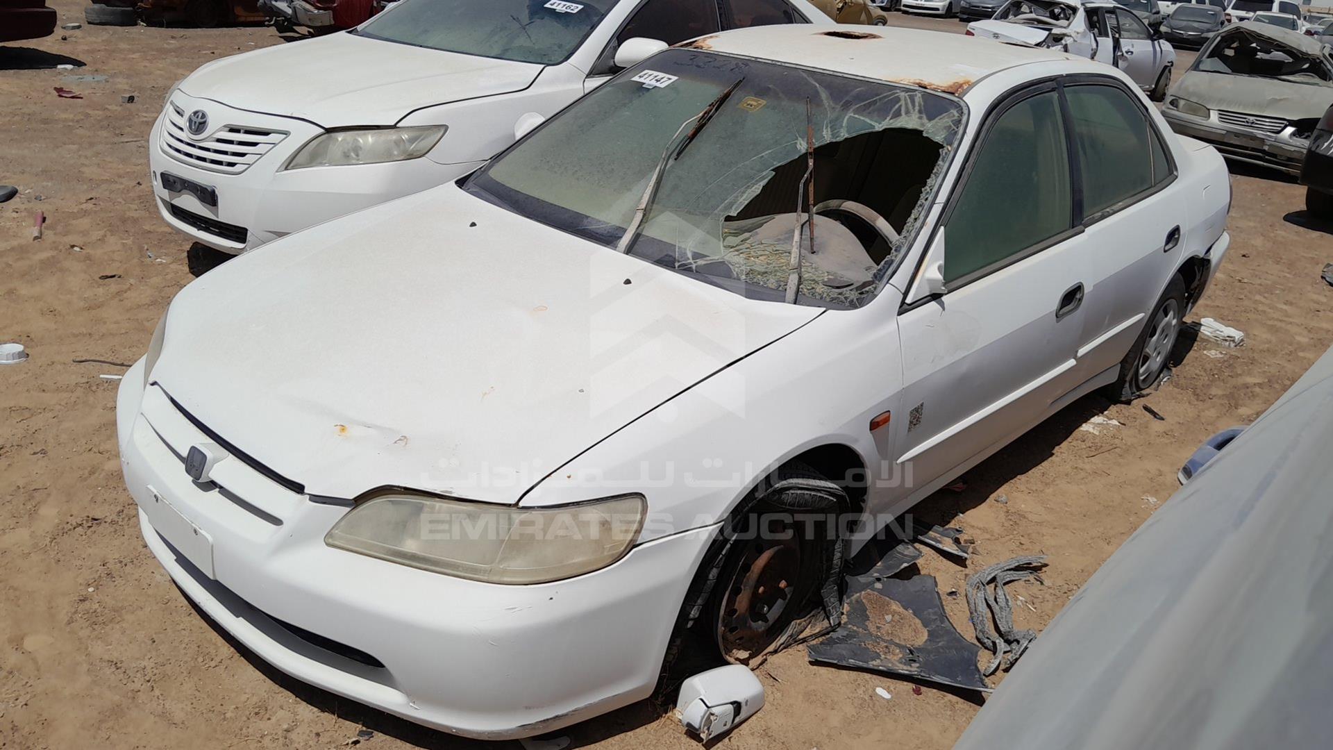 2000 HONDA ACCORD VIN: JHMCF8639YC402975