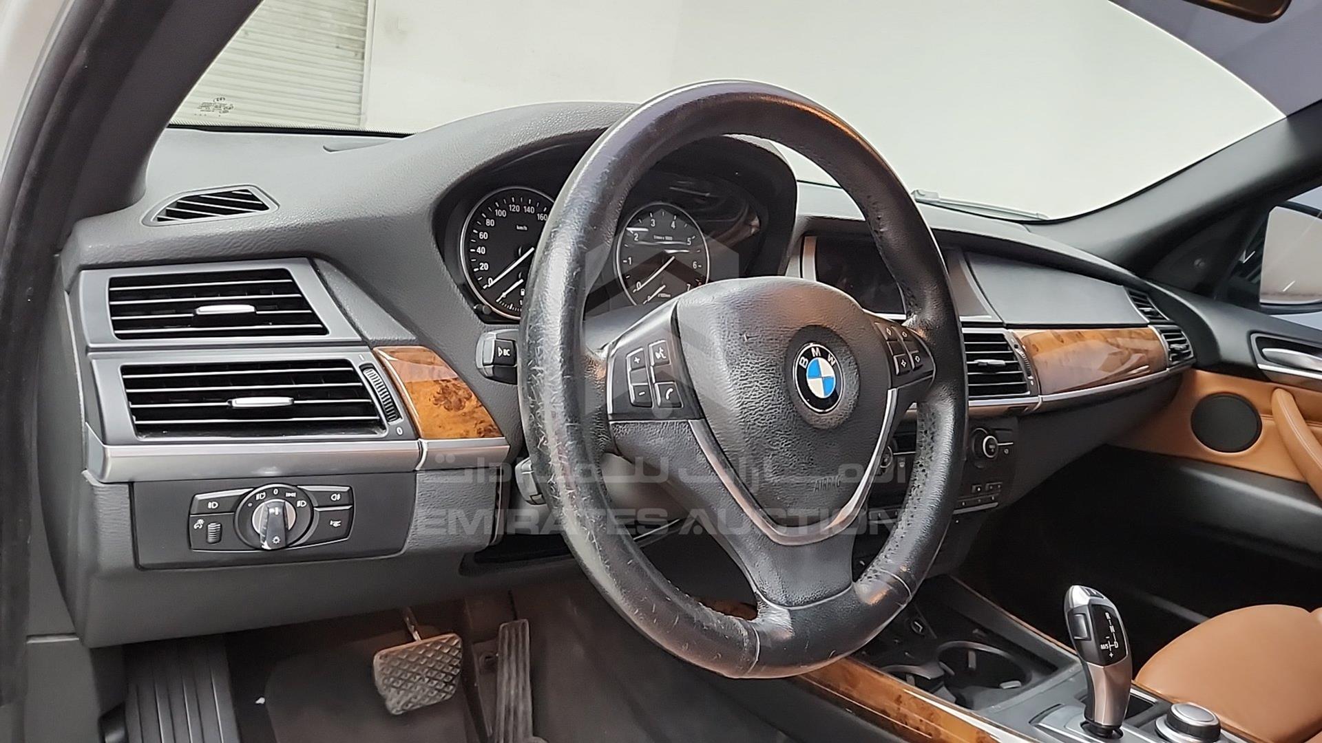 2008 BMW X5 VIN: WBAFE81028L092731