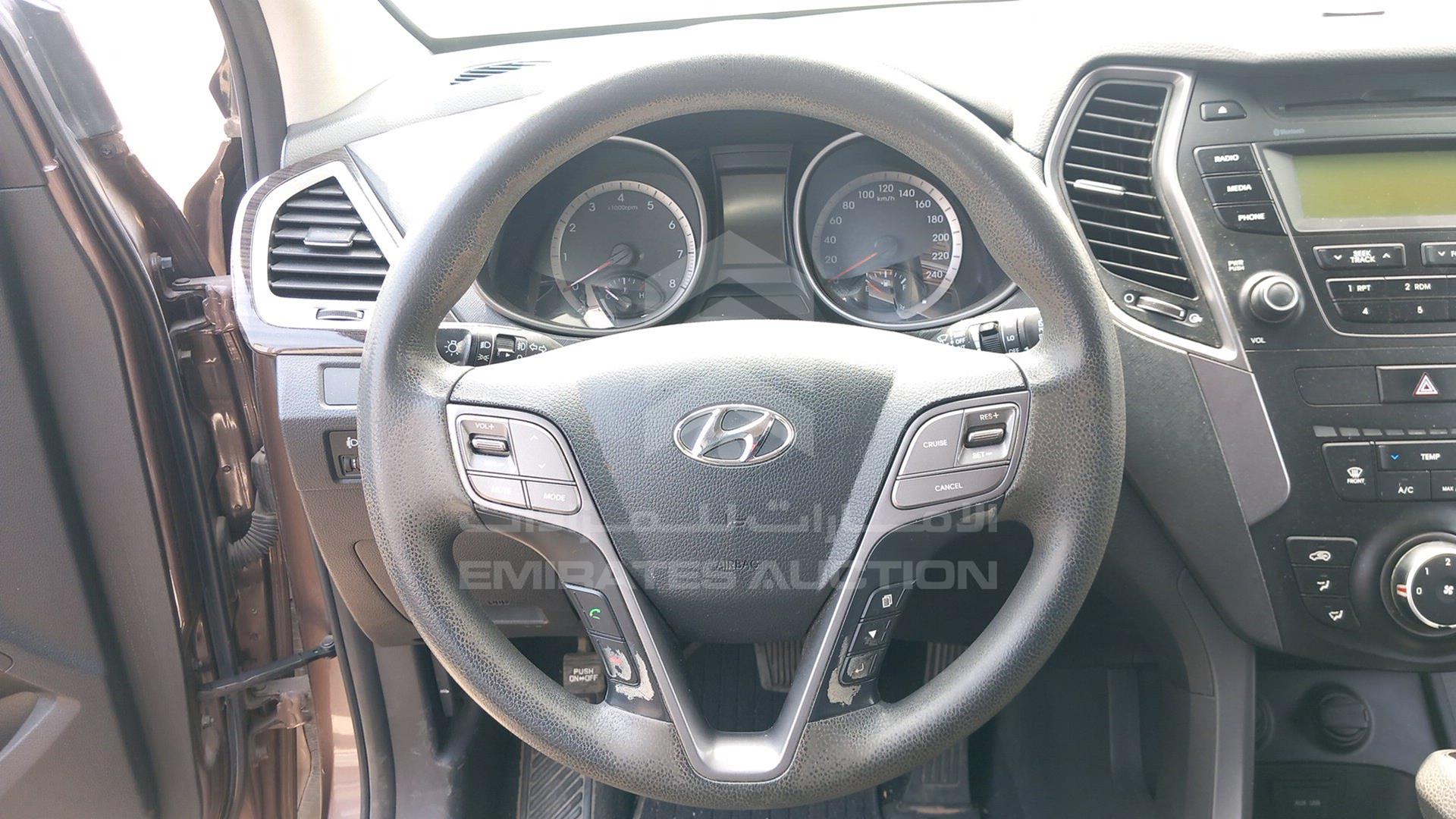 2014 HYUNDAI SANTA FE VIN: KMHST81C1EU248387