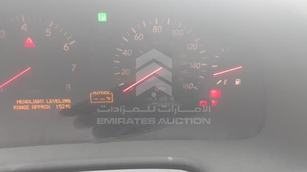 Lexus LS 430 2001 JTHBN30F210025546 Image 2