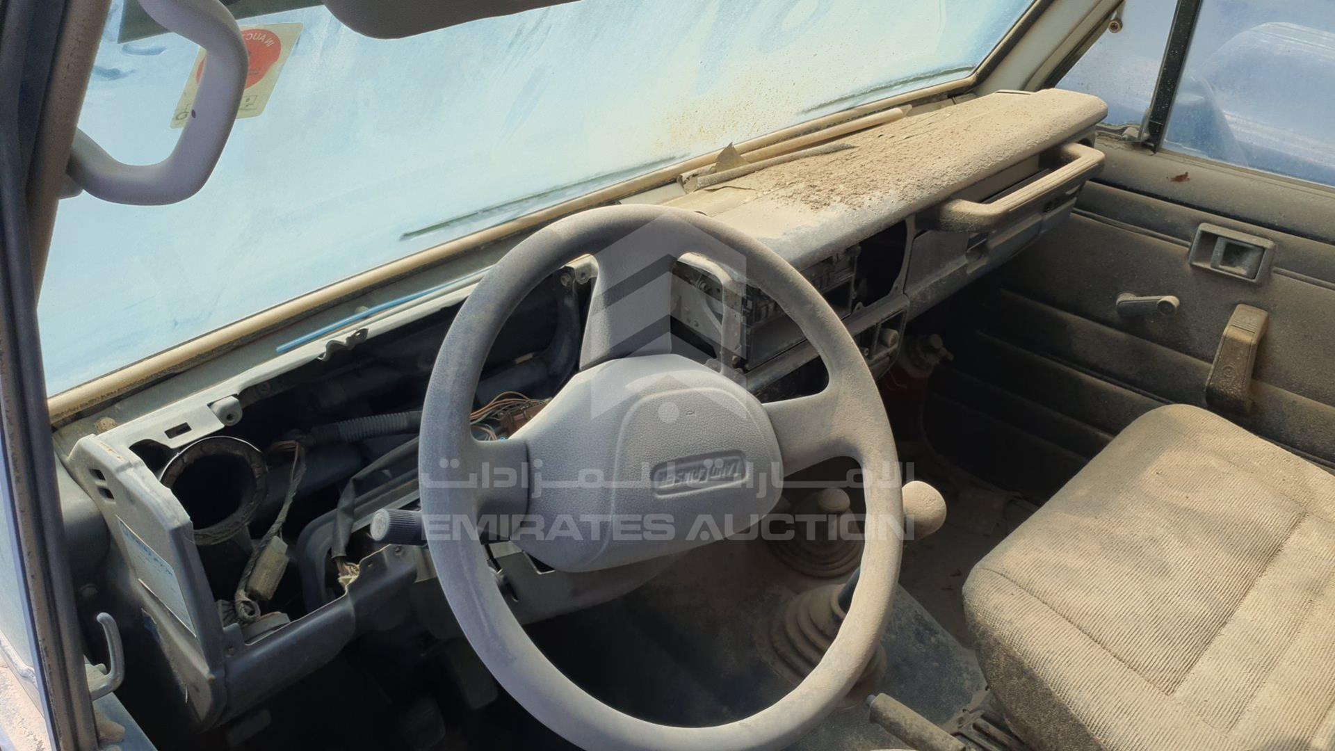 2005 TOYOTA LAND CRUISER VIN: JTFLB71J058007392