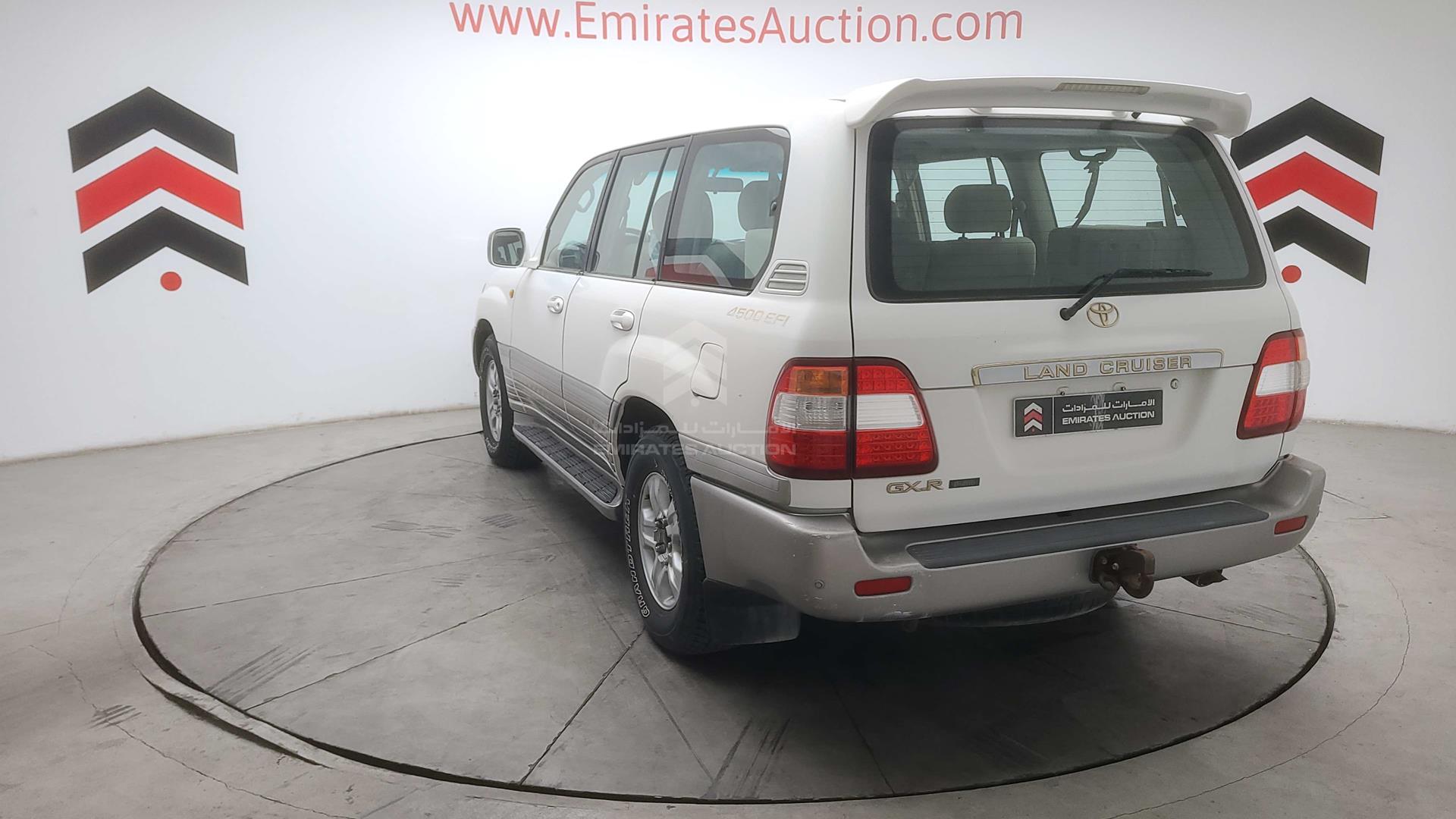 2007 TOYOTA LAND CRUISER VIN: JTEHJ09J675160923