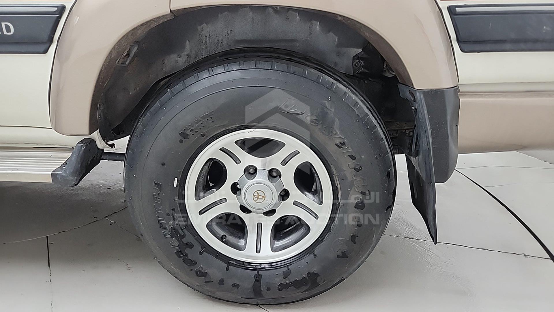 1997 TOYOTA LAND CRUISER VIN: FZJ800156709