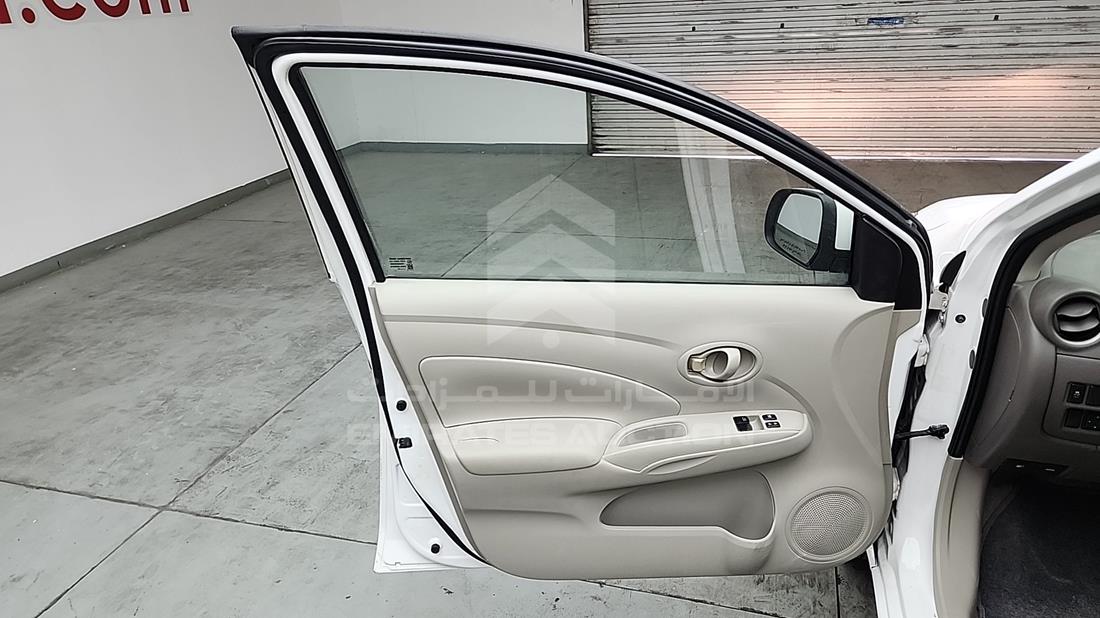 نيسان صني 2021 — الباب الأمامي الأيسر — صورة 10