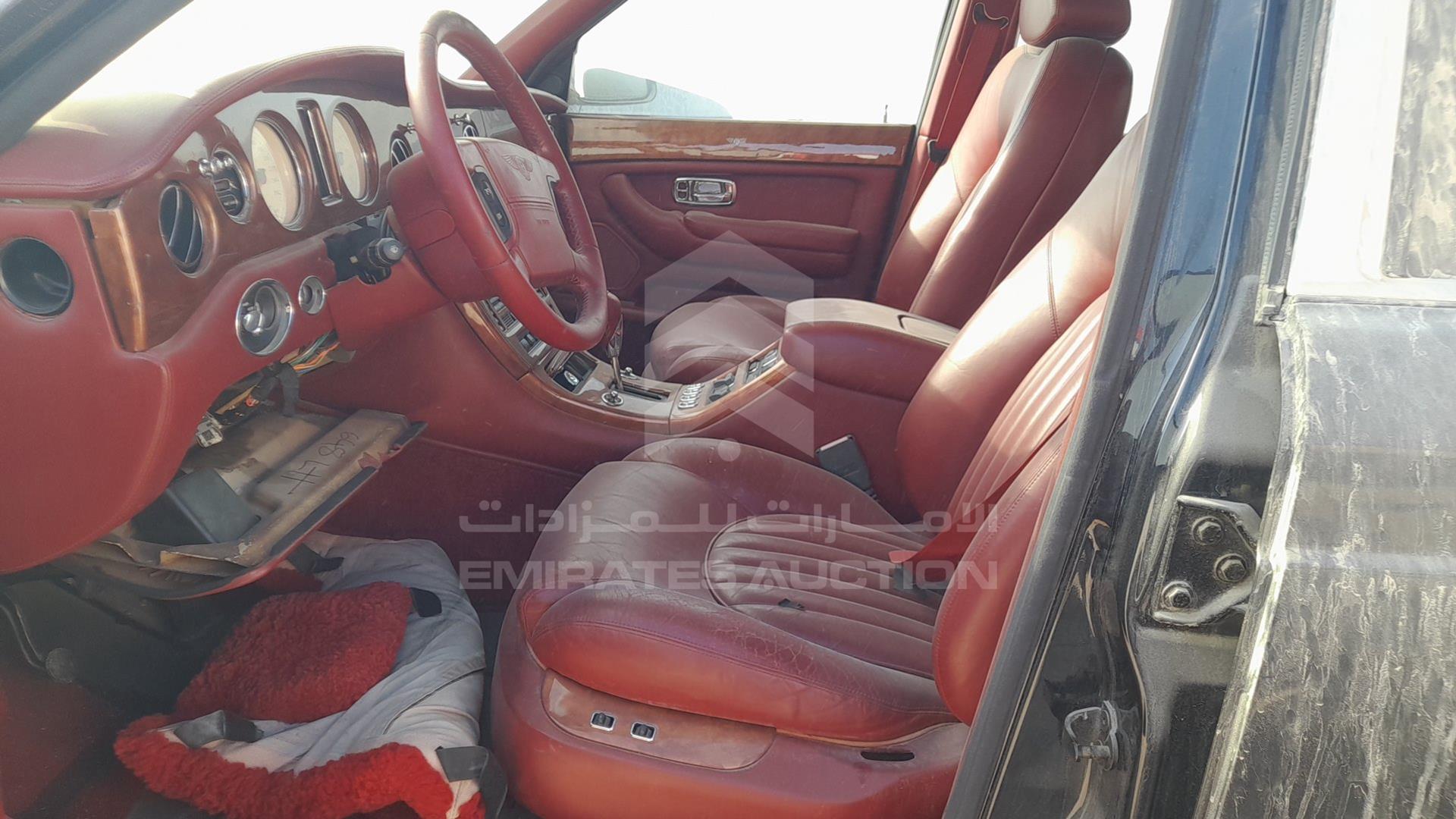 2000 BENTLEY ARNAGE VIN: SCBLC33E6YCX04648