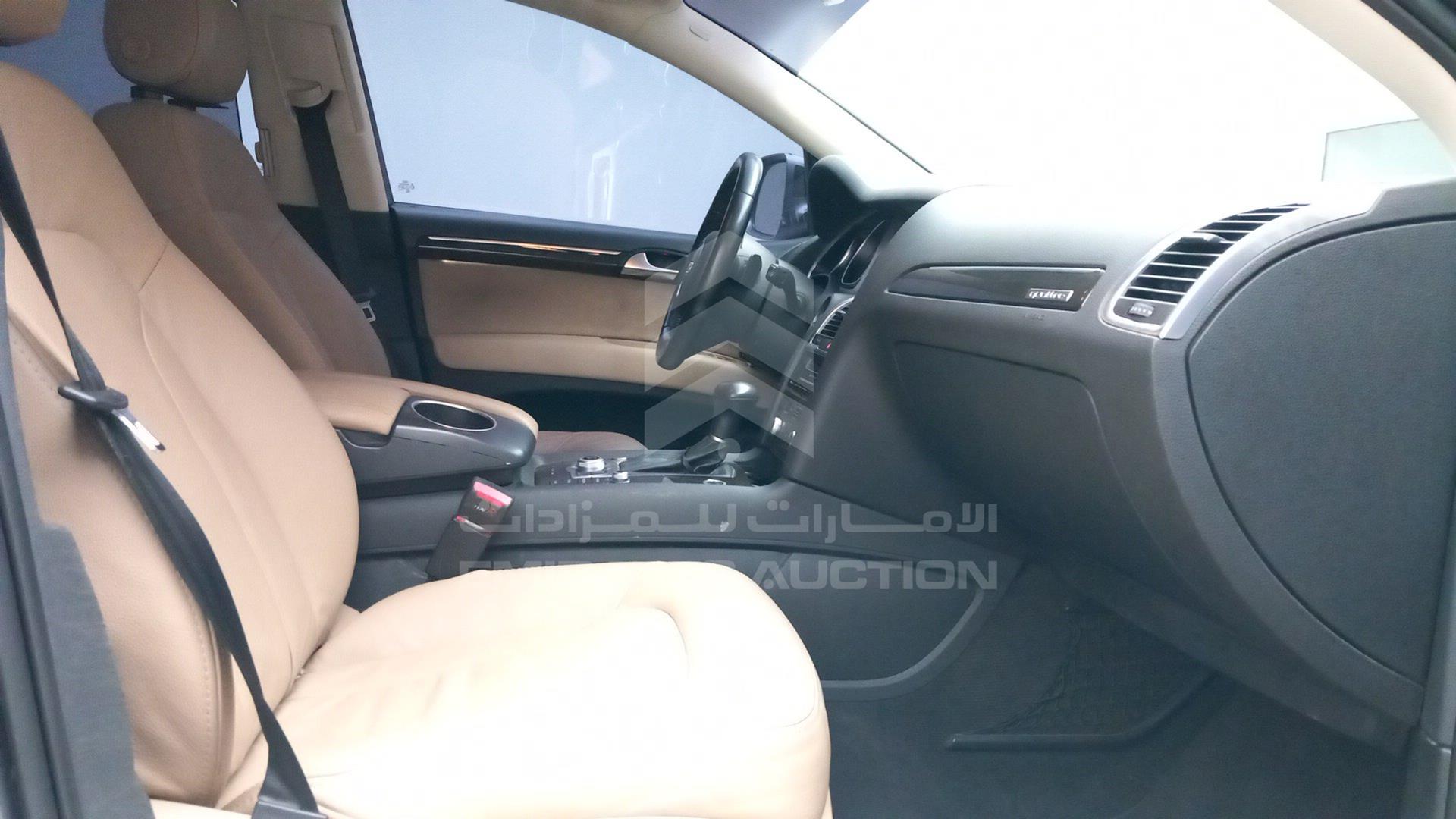 2013 AUDI Q7 VIN: WAUAGD4L3DD000355
