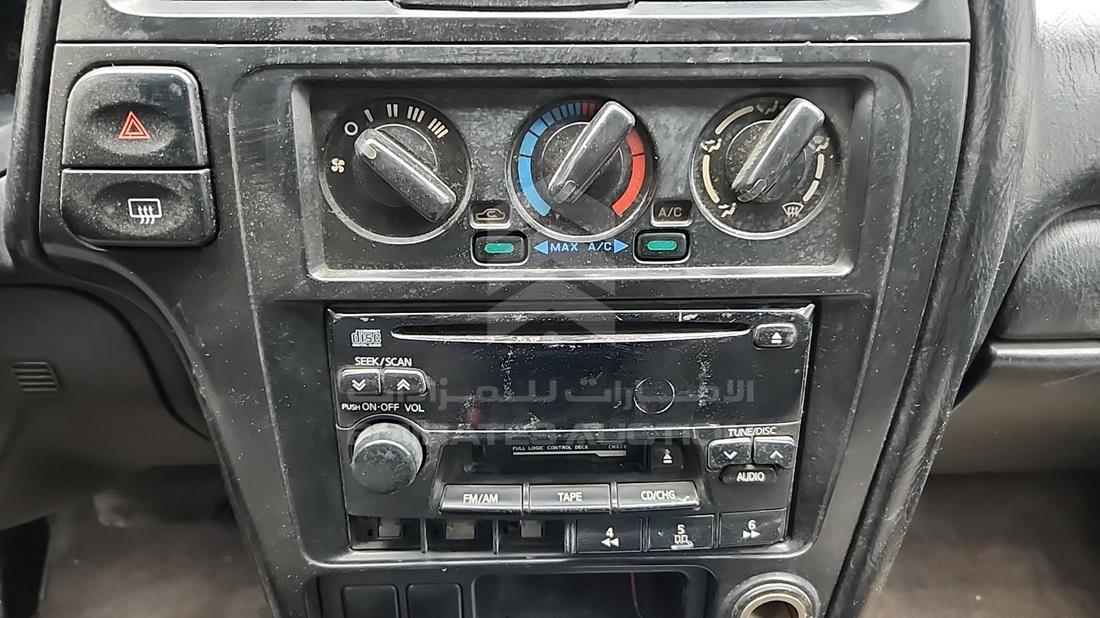 2005 Nissan Pathfinder — Dent — Photo 30