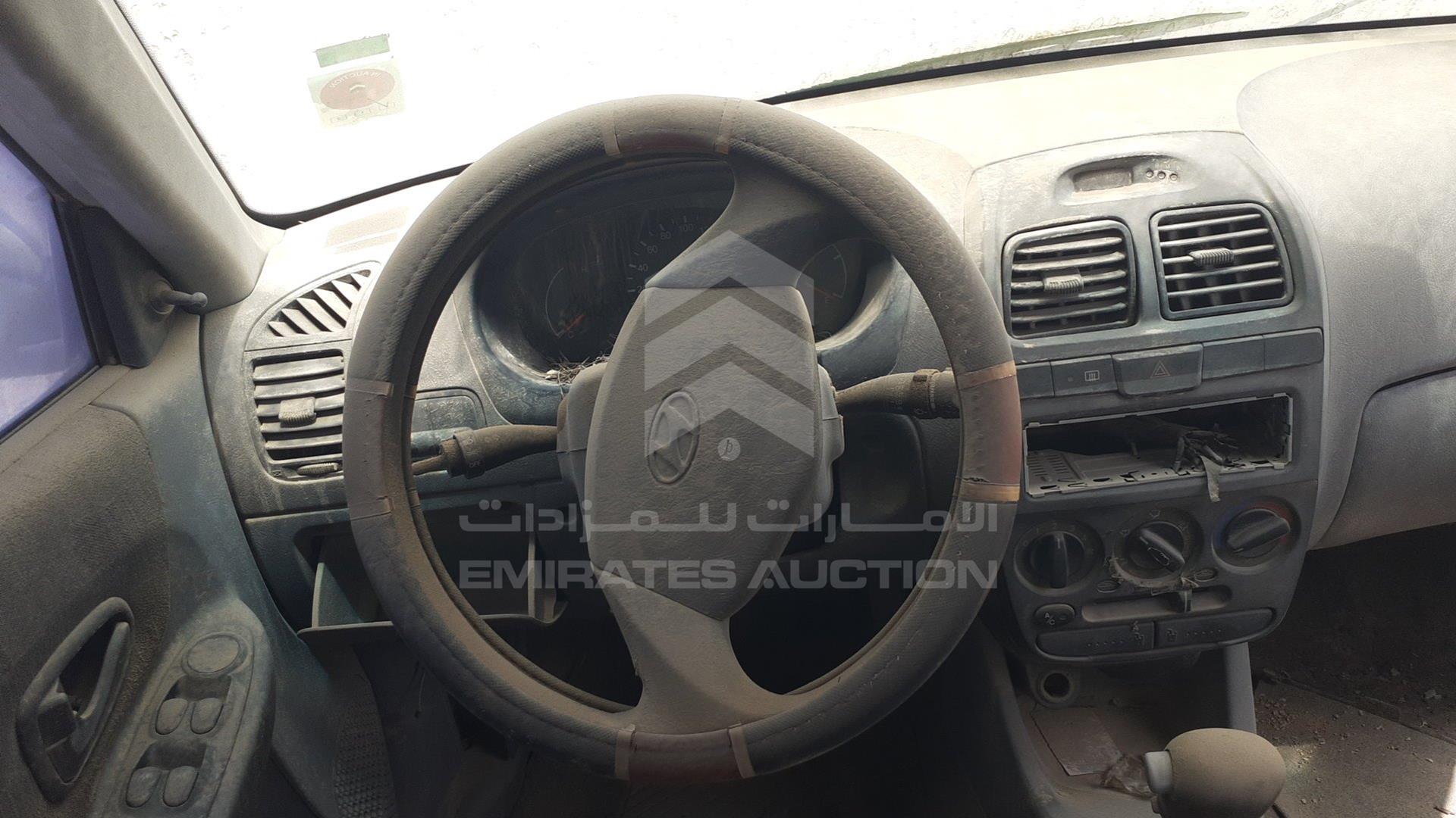 2005 HYUNDAI ACCENT VIN: KMHCG41G15U618273