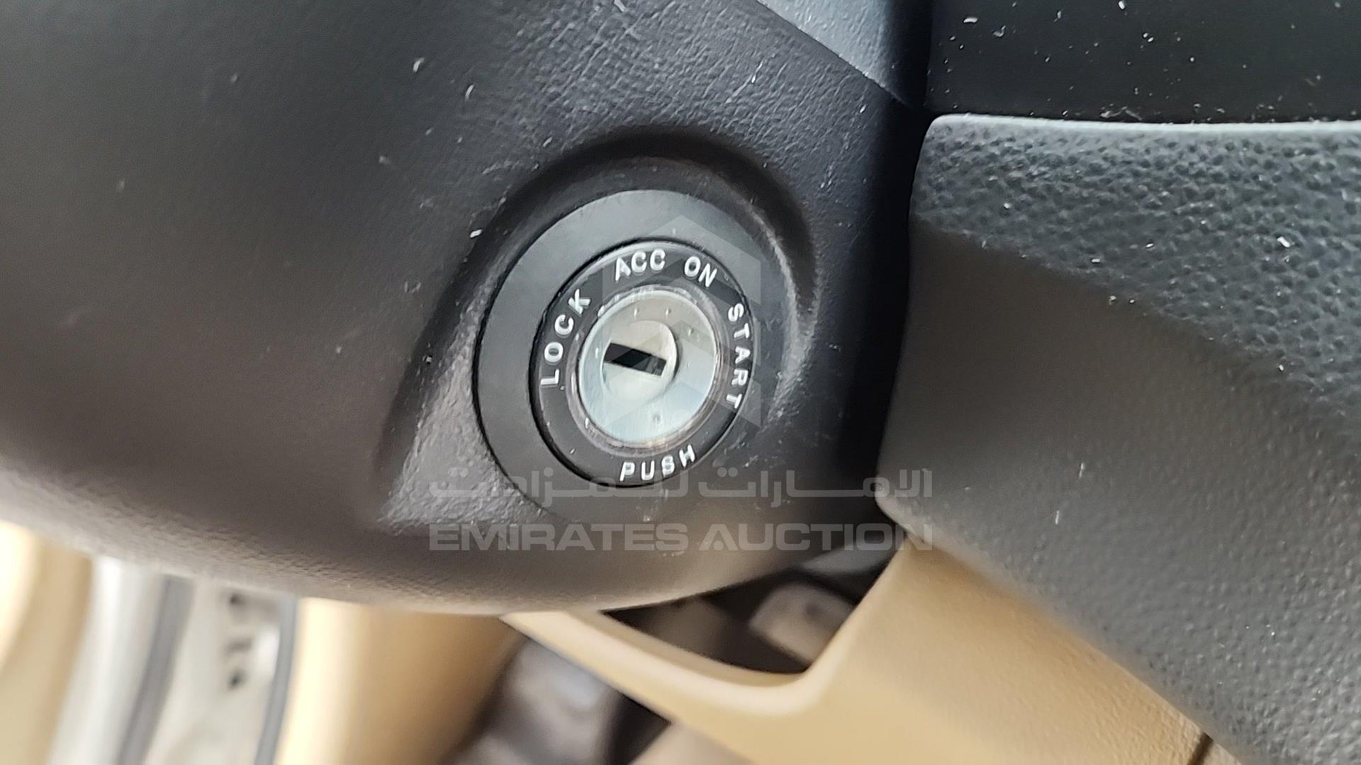 2018 HYUNDAI H1 VIN: KMJWA37R2JU946859