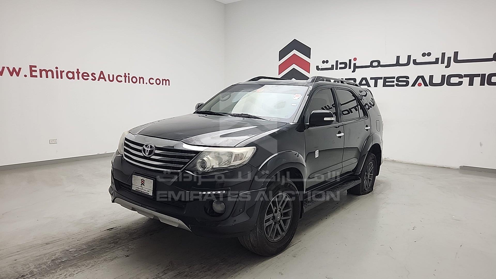 2014 TOYOTA FORTUNER VIN: MHFYU59G2E7034786