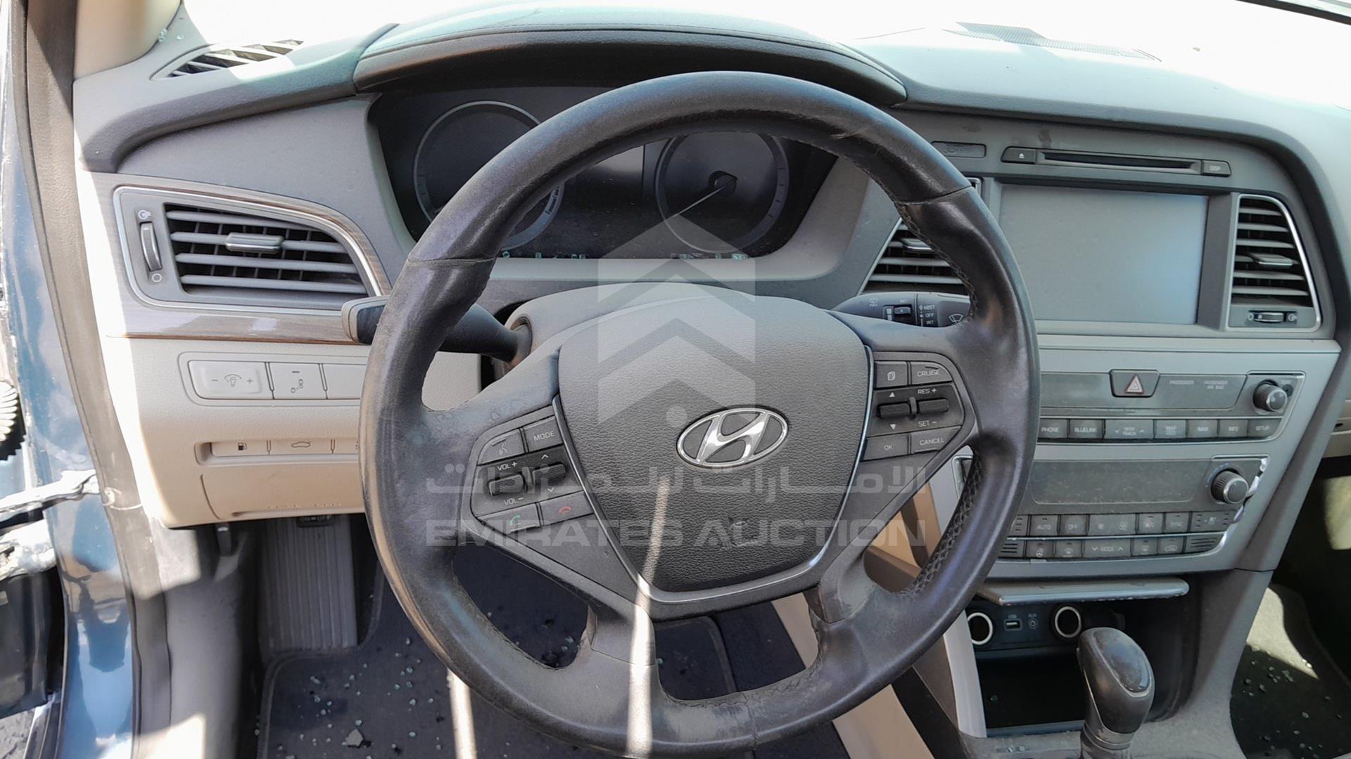 2015 HYUNDAI SONATA VIN: 5NPE34AF4FH255219
