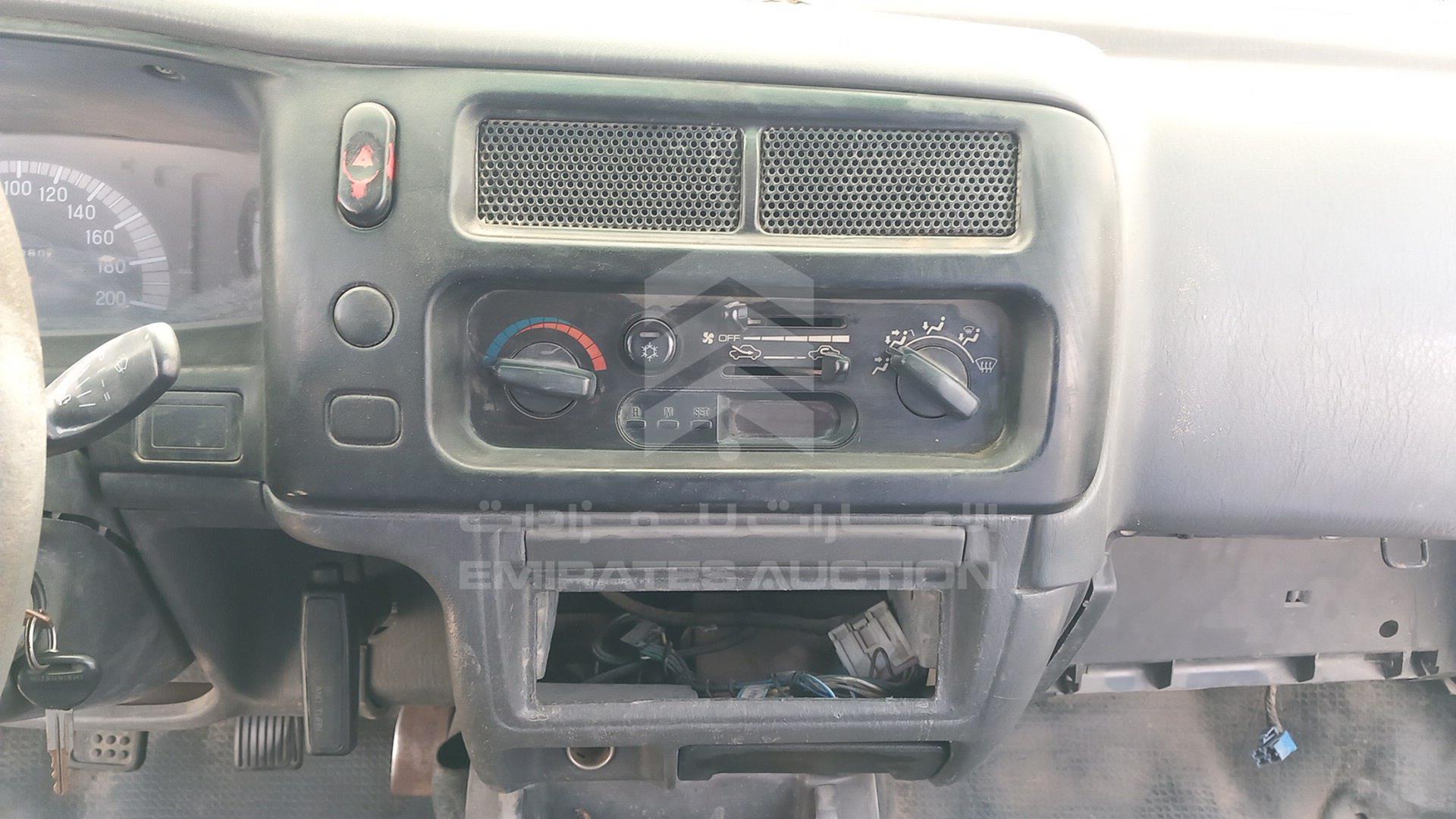 2006 MITSUBISHI L 200 VIN: MMBJNK6206F017402