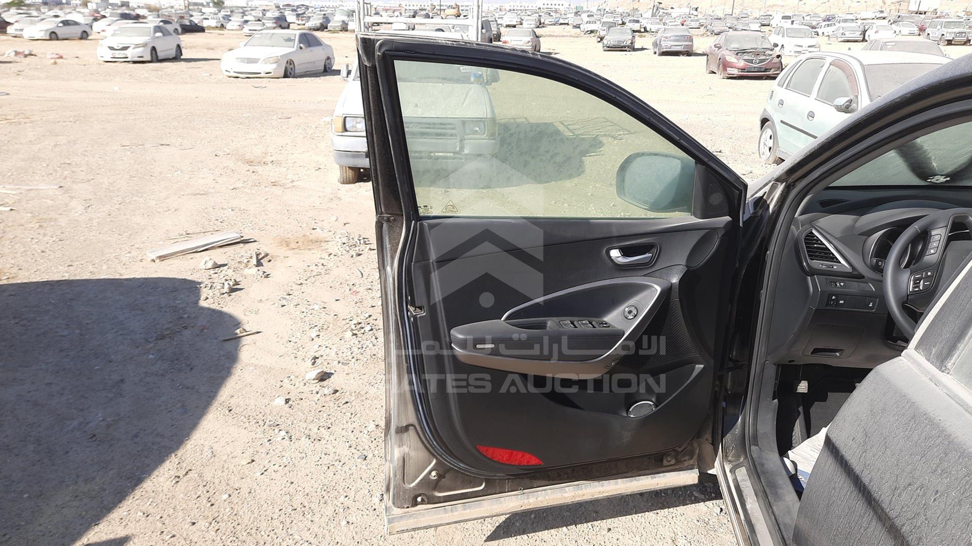 2014 HYUNDAI SANTA FE VIN: KMHSN81E3EU030365