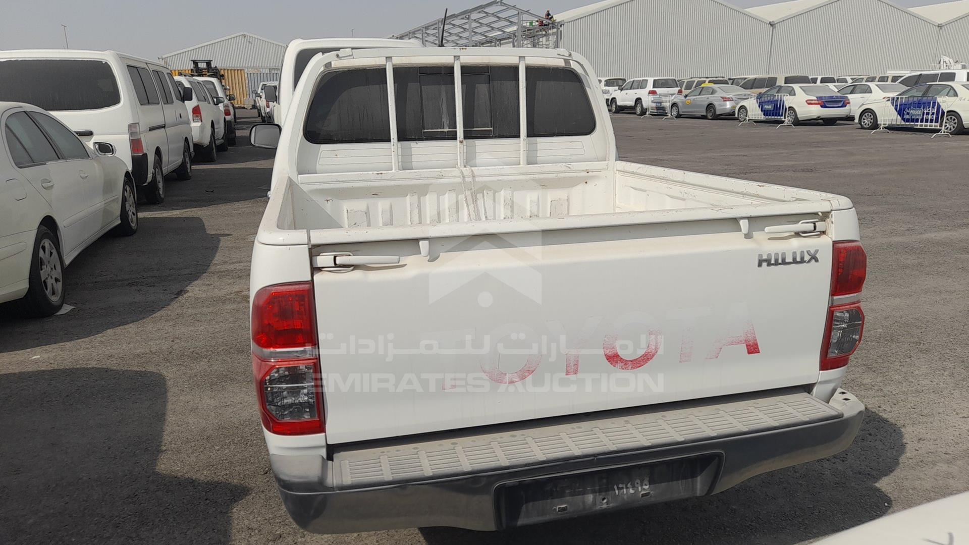 2014 TOYOTA HILUX VIN: MR0EX12G0E2347200