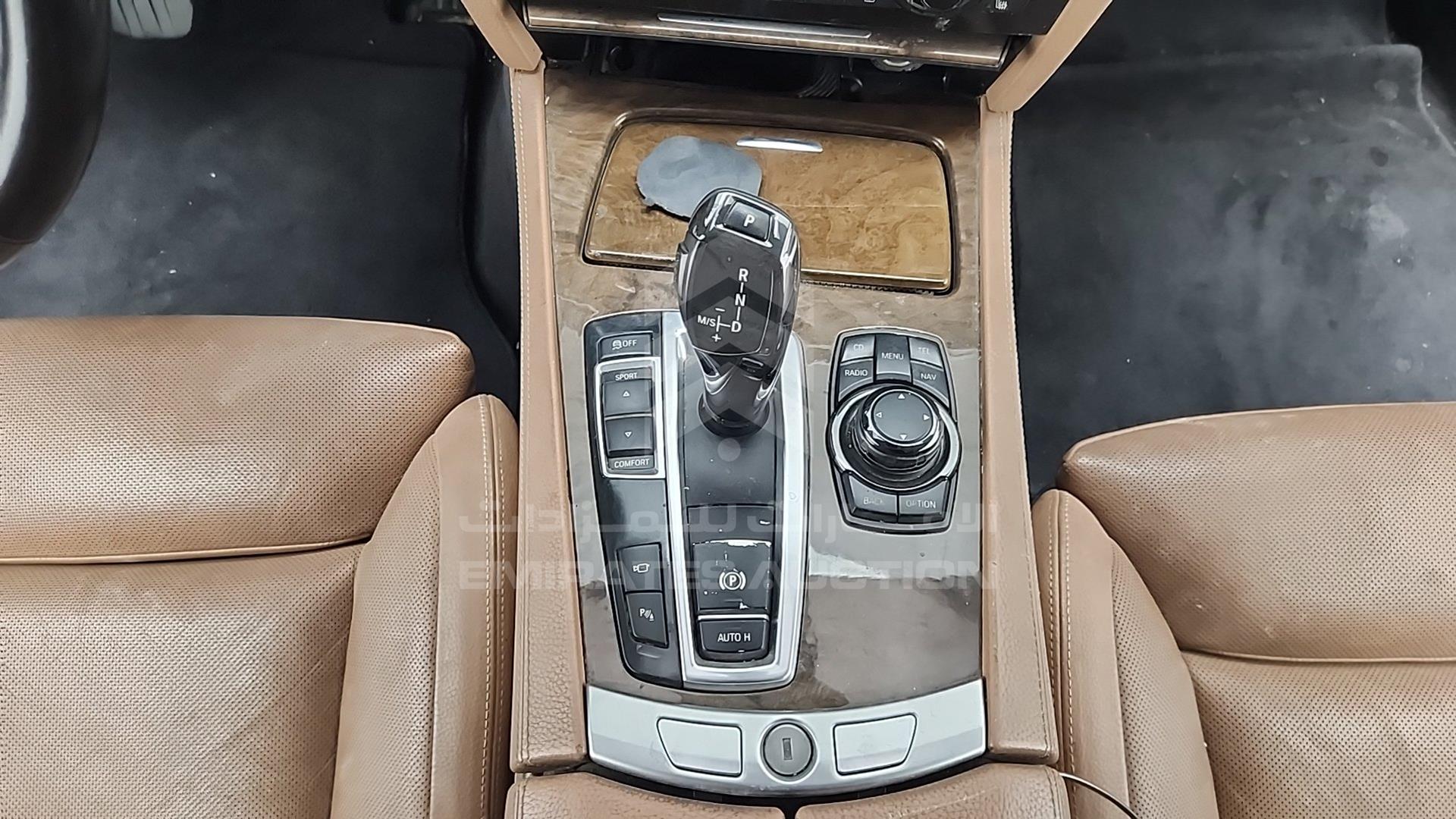 2009 BMW 740 LI VIN: WBAKB410X0C326148