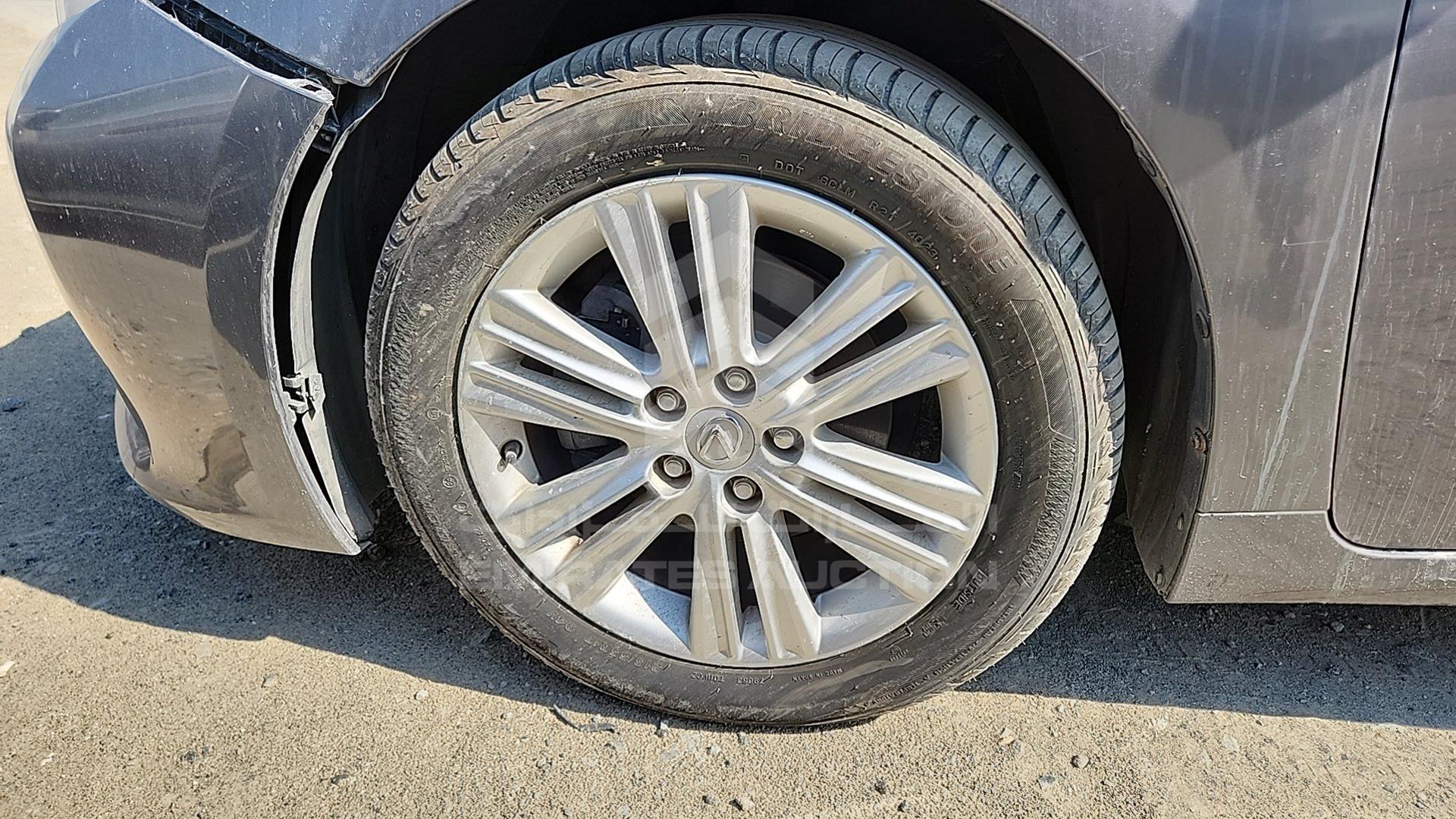 2015 LEXUS ES 350 VIN: JTHBK1GG9F2157520