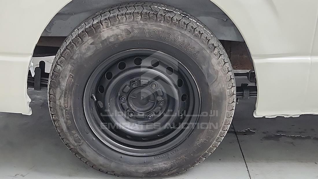 2015 Toyota Hiace — Rear Right Tyre — Photo 28