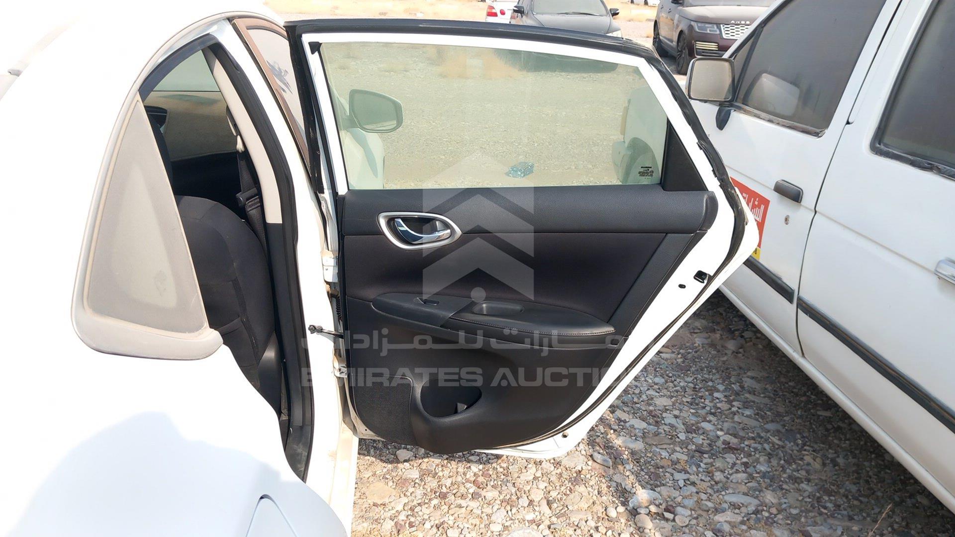 2017 NISSAN SENTRA VIN: 3N1AB7AP2HY313087