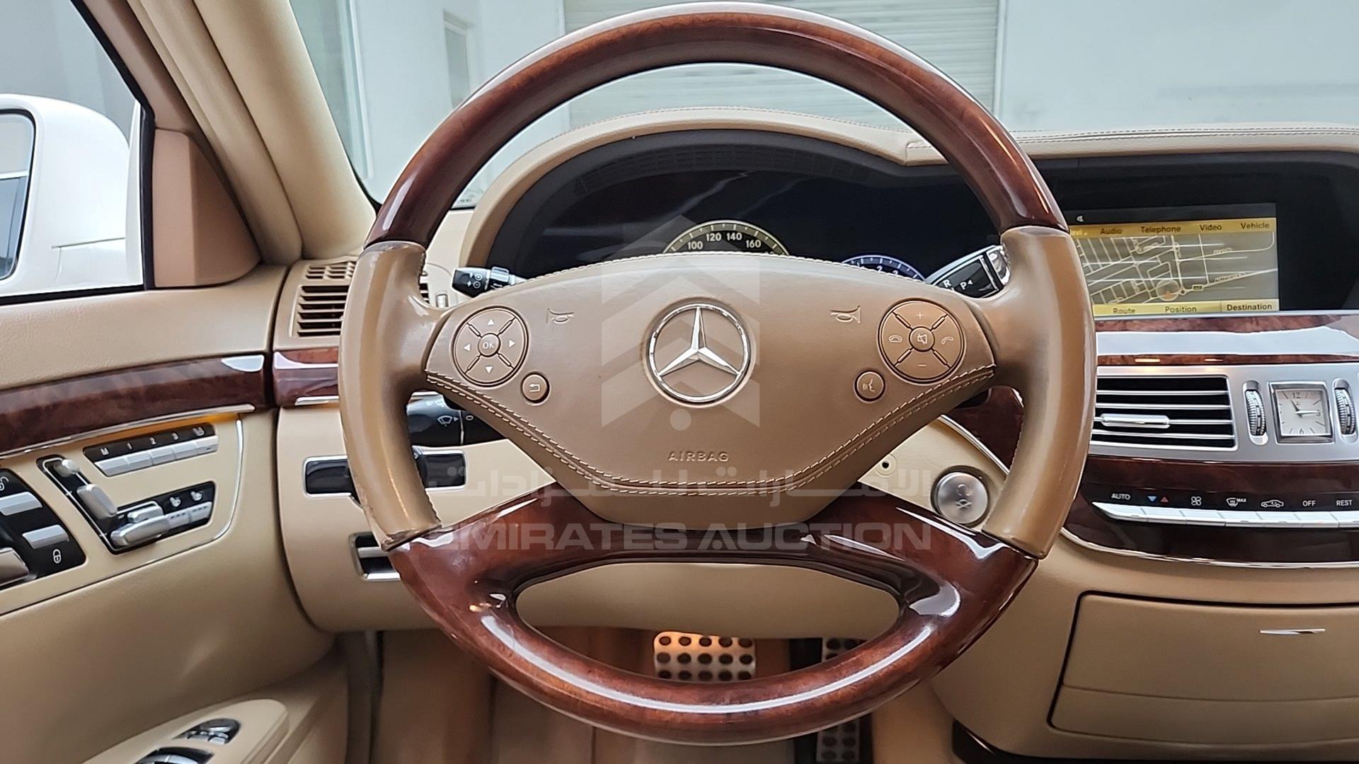 2011 MERCEDES S 350 VIN: WDDNG5GB4BA352085