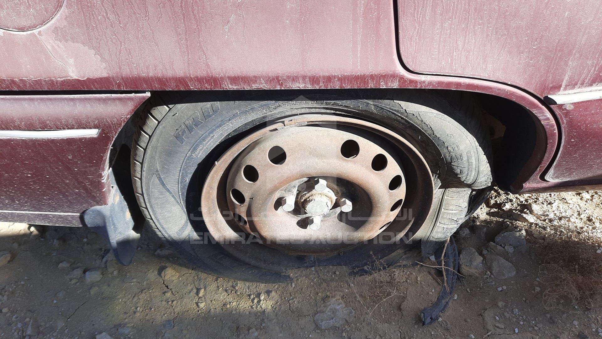1995 DAEWOO --- VIN: KLATA19V1TB660851