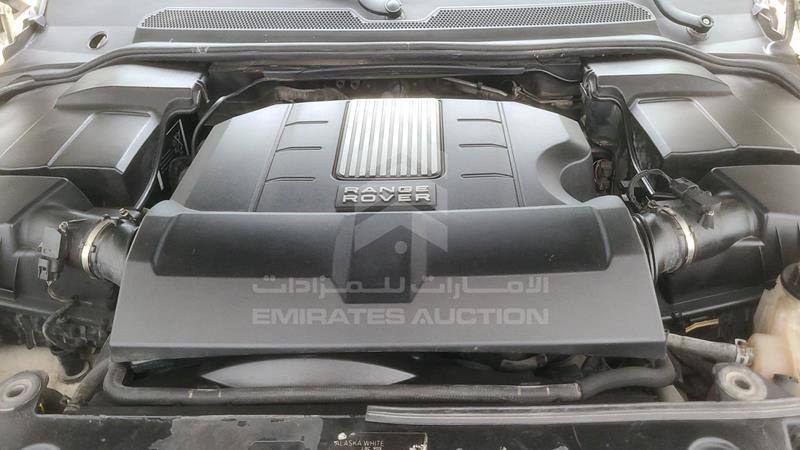 SALLSAAE4AA233314 Auction: EmiratesAuction Lot: 409182 SALLSAAE4AA233314 Range Rover Sport 2010 BLACK Photo 41