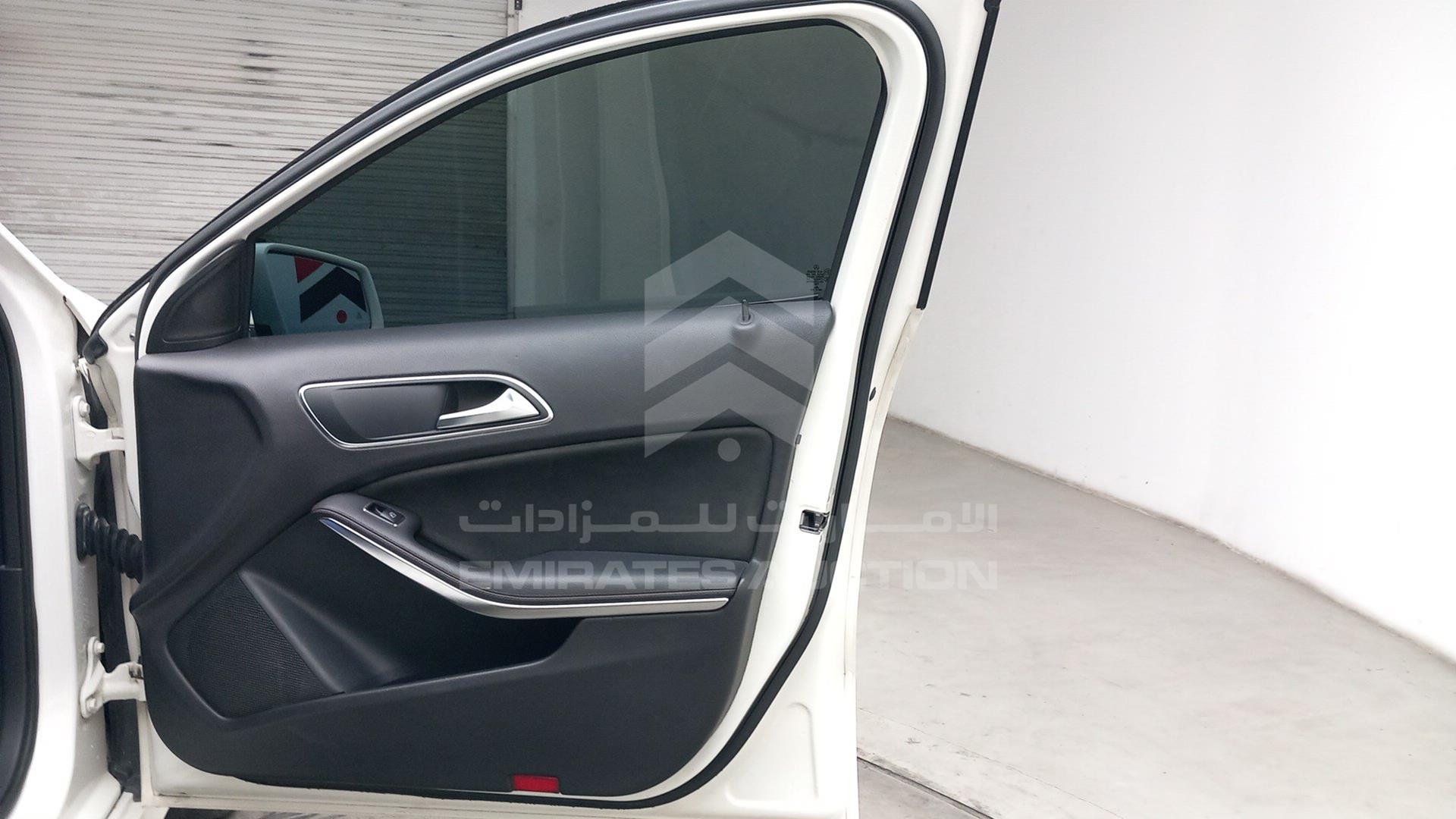 2018 MERCEDES A 250 VIN: WDDBF4EB4JJ702848